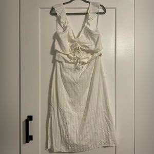 NWT SIZE 14 WHITE CLOSET SUN DRESS